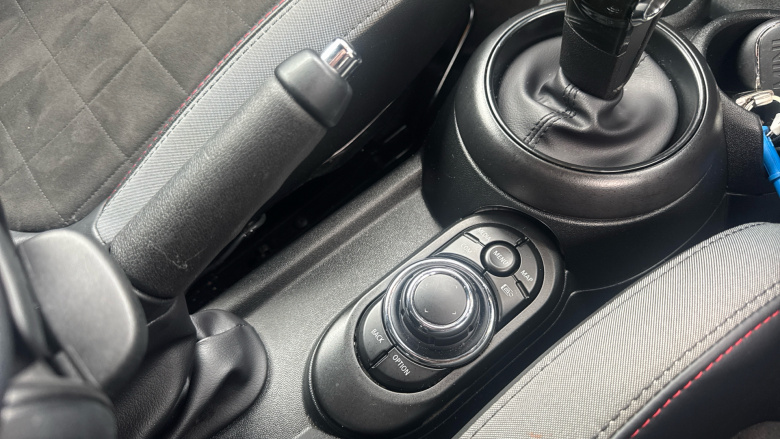 MINI Hatchback 1.5 Cooper Sport Premium 5dr Auto Petrol Hatchback